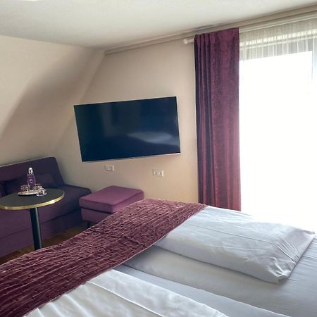 Boutique - Hotel Zum Schloss 엠츠젤 외부 사진