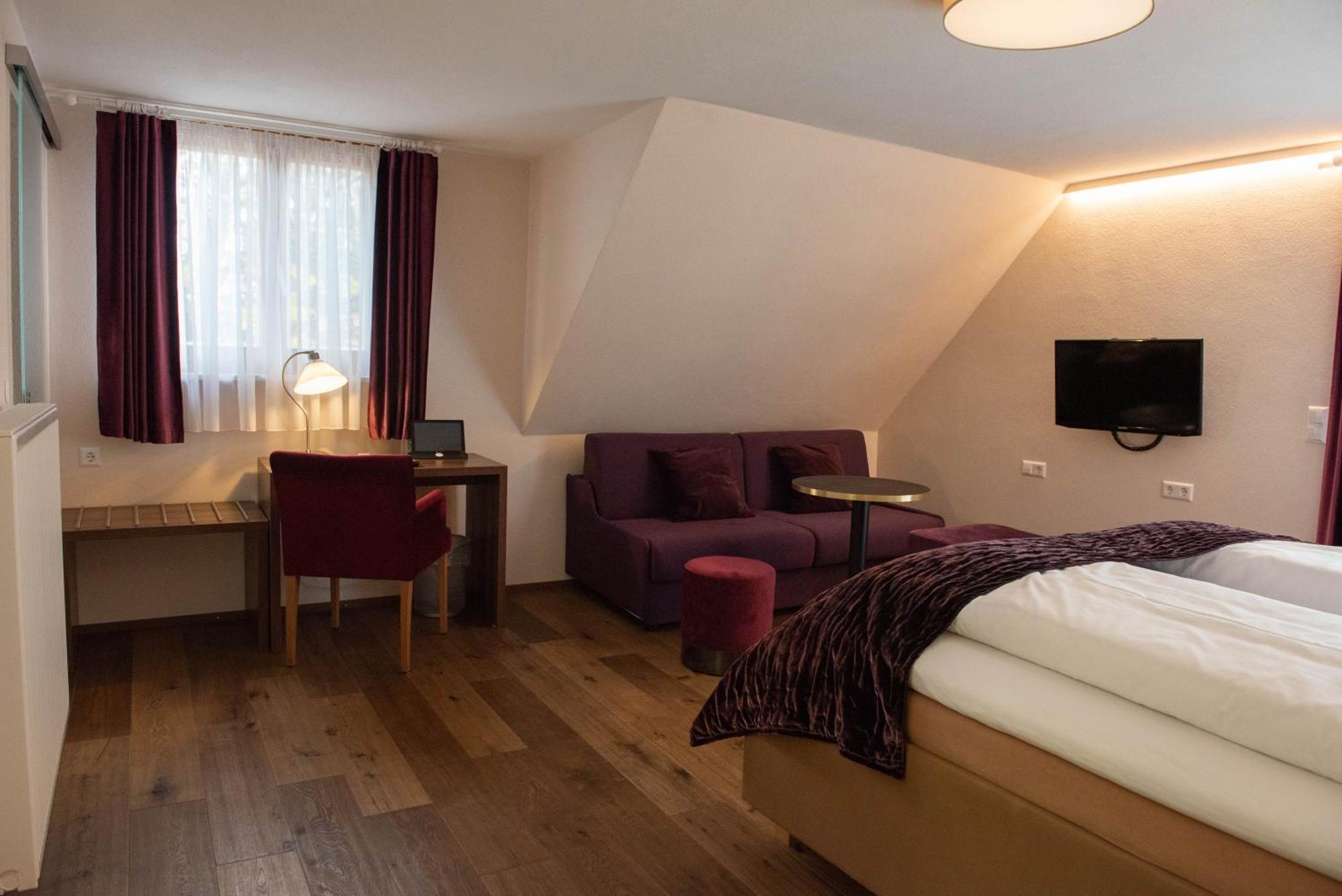 Boutique - Hotel Zum Schloss 엠츠젤 외부 사진