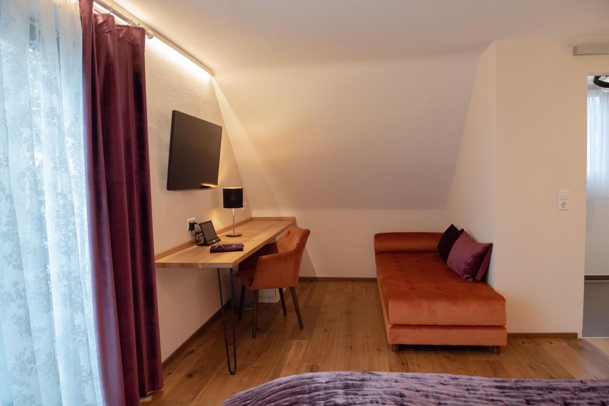 Boutique - Hotel Zum Schloss 엠츠젤 외부 사진